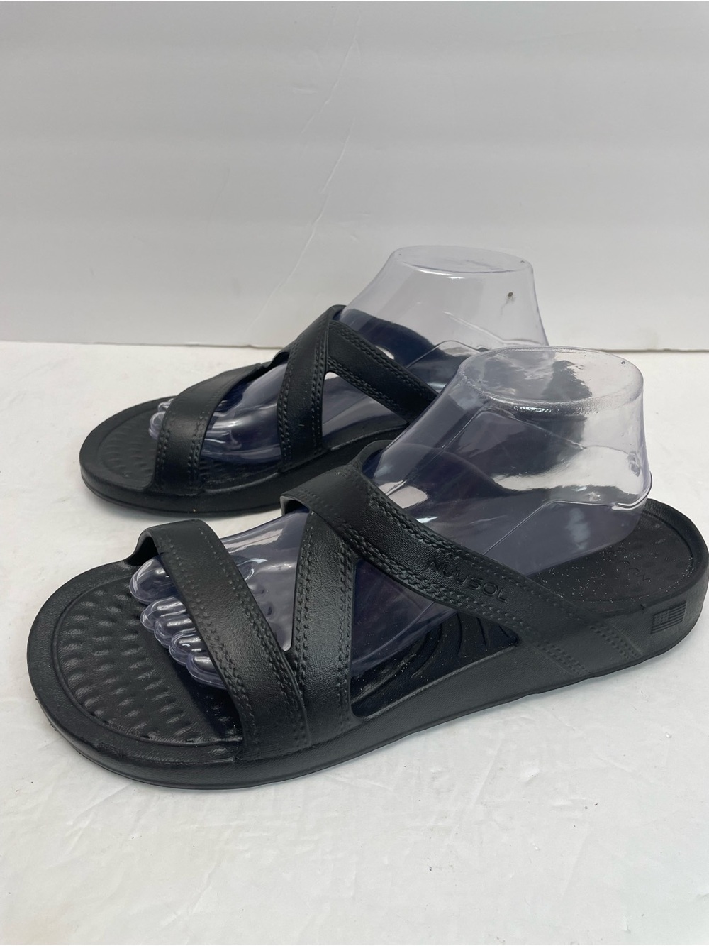 Nuusol Women’s size 10 Hailey Slide Sandals black beach comfort